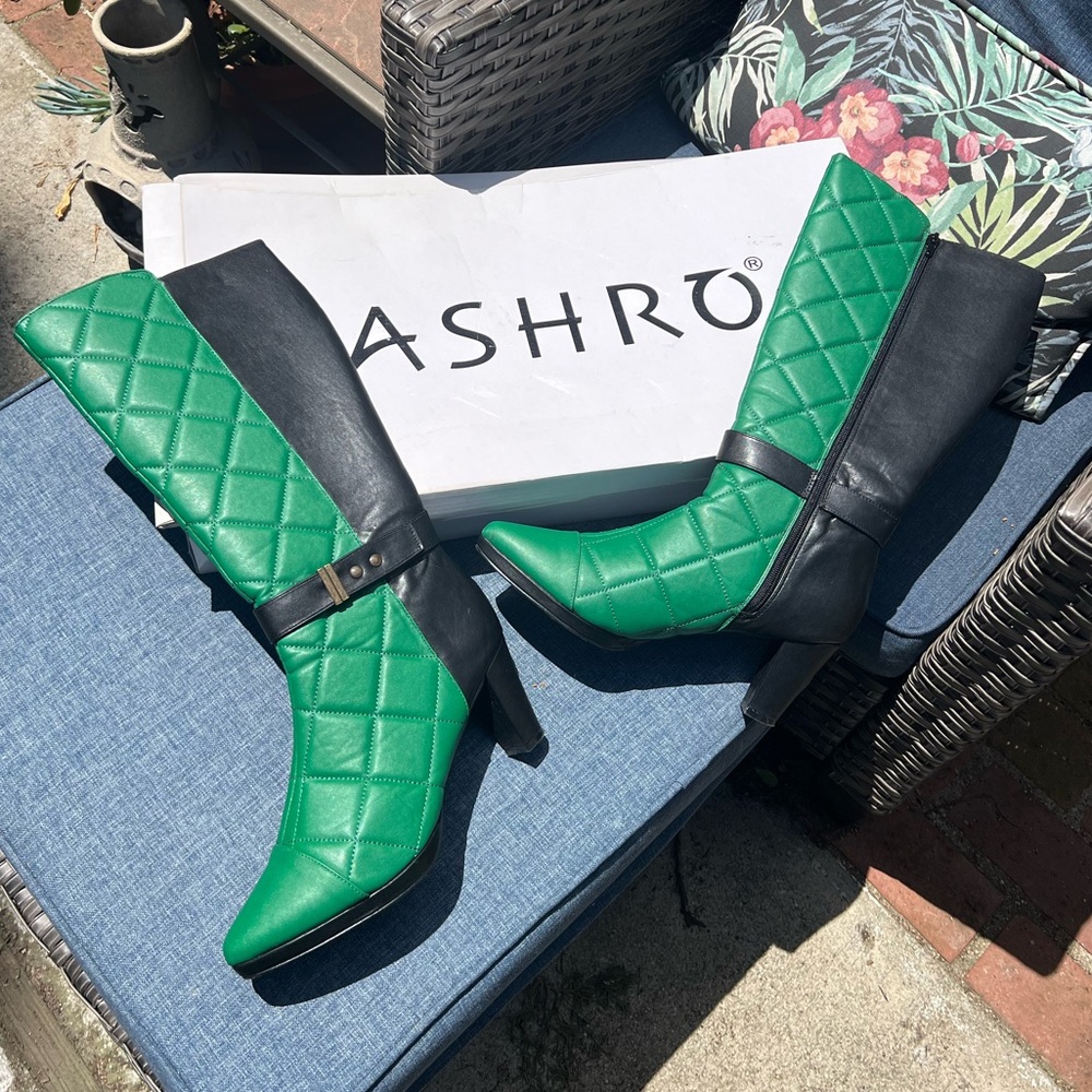 ASHRO Vegan Berlin Boot Black Hunter Green Chic Quilted Boots 10M